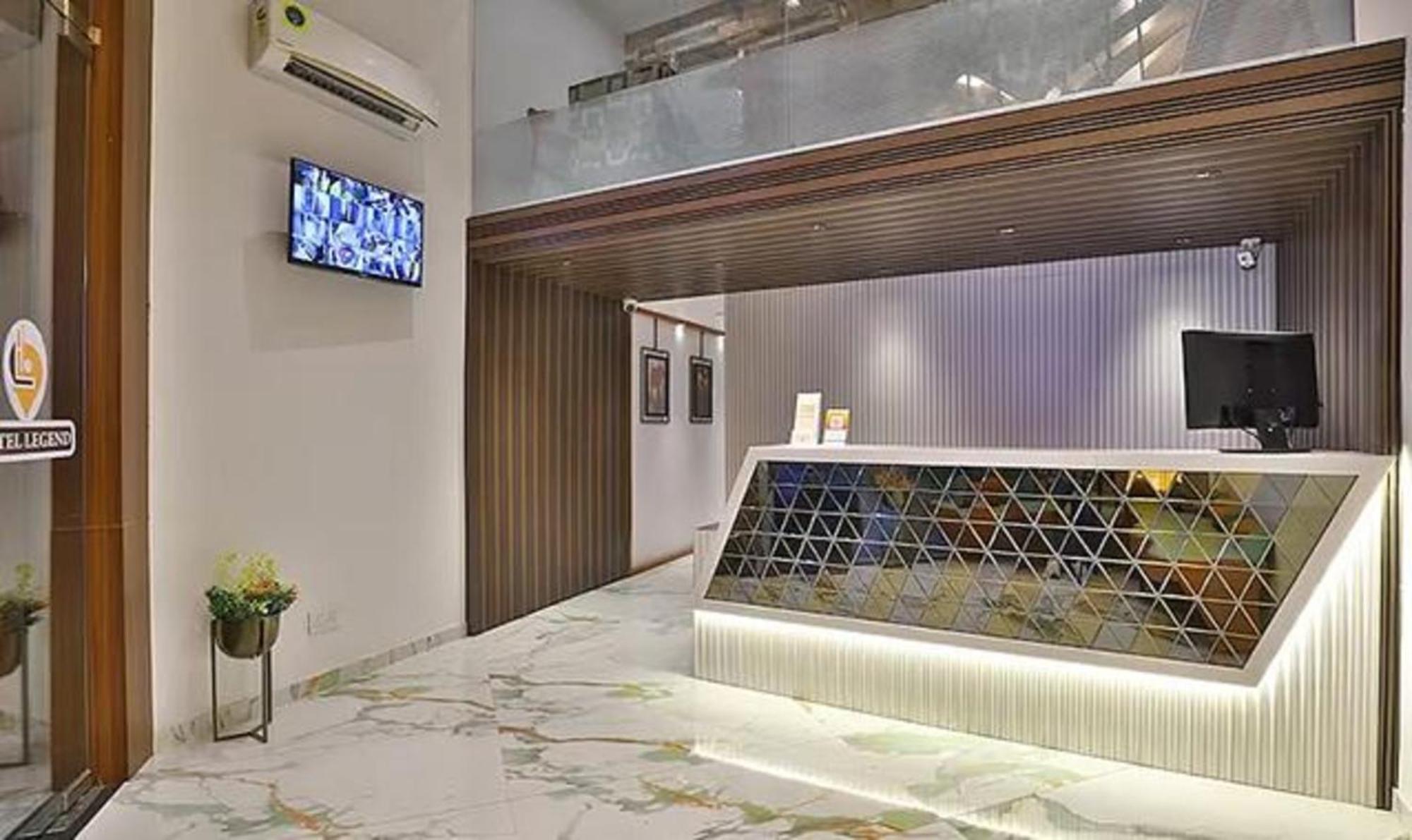 Fabhotel Prime Legend Сурат Экстерьер фото